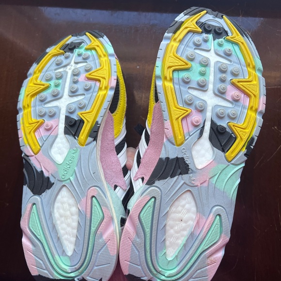 Women's ADIDAS Originals TRESC RUN Boost RUNNING Athletic SNEAKERS Size 7 - Picture 7 of 8